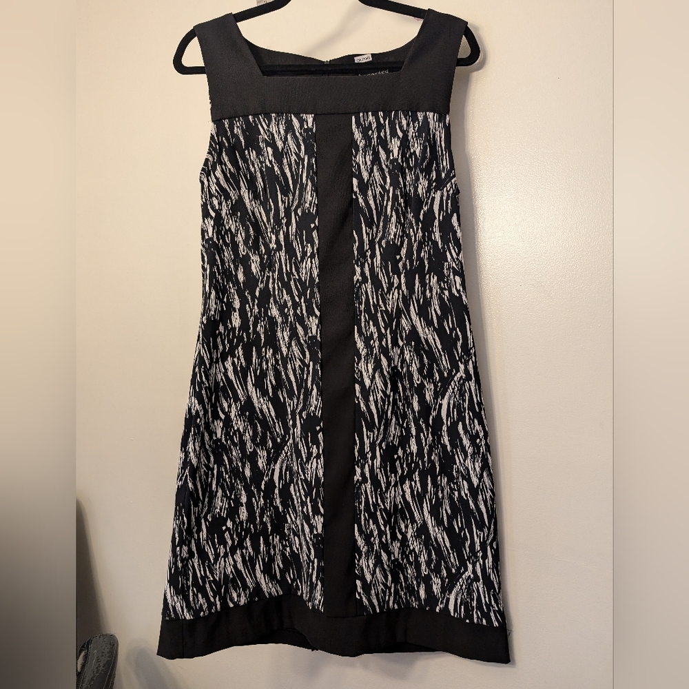 Connected Apparel Elegant Black and White Print Dress Size 12 And PTP 19